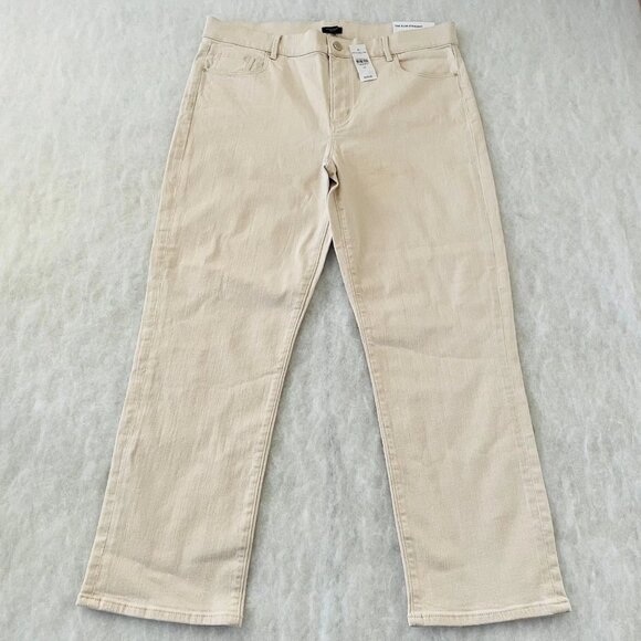 NWT Ann Taylor Factory Womens Ivory Mid Rise The Slim Straight Crop Jeans Sz 14 - Picture 1 of 10